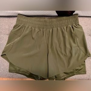 *(Never been Worn) Size M., Army Green Women's Running Shorts w/2 Side Pockets